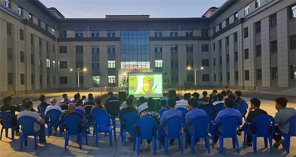 01.jpg 01.jpg