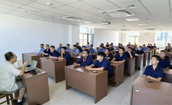 02.jpg 02.jpg